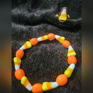 Handmade beaded bracelet and ring set